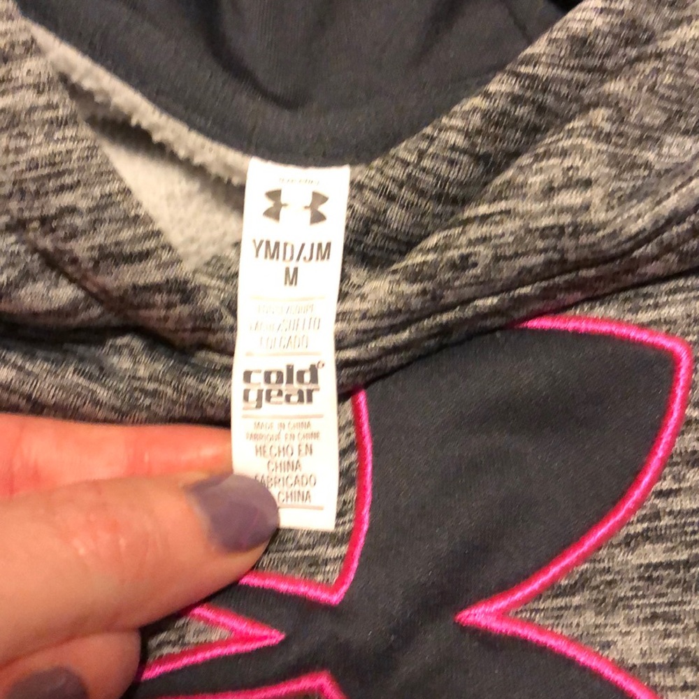 *SOLD* Girls Like New Under Armour Hoodie - Picture 4 of 4